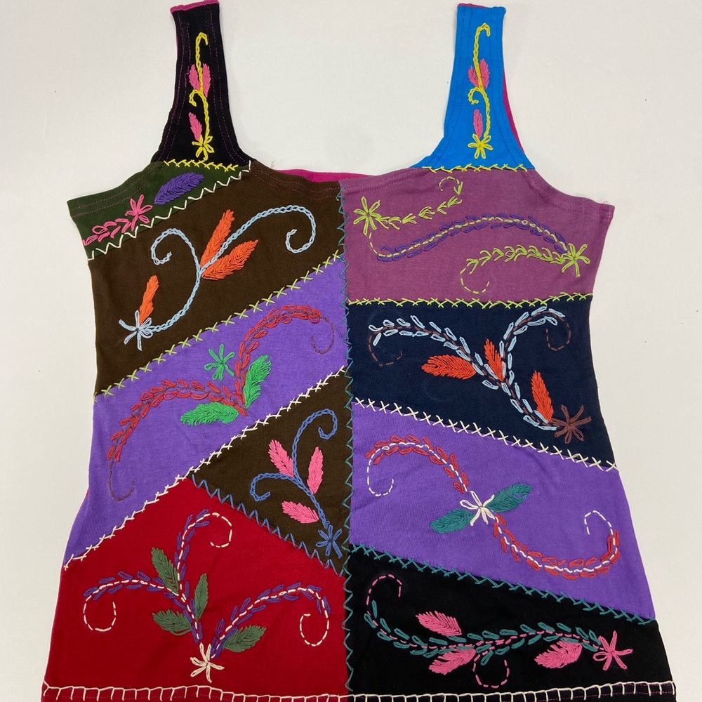 Gypsy Rose vintage floral embroidered tank top